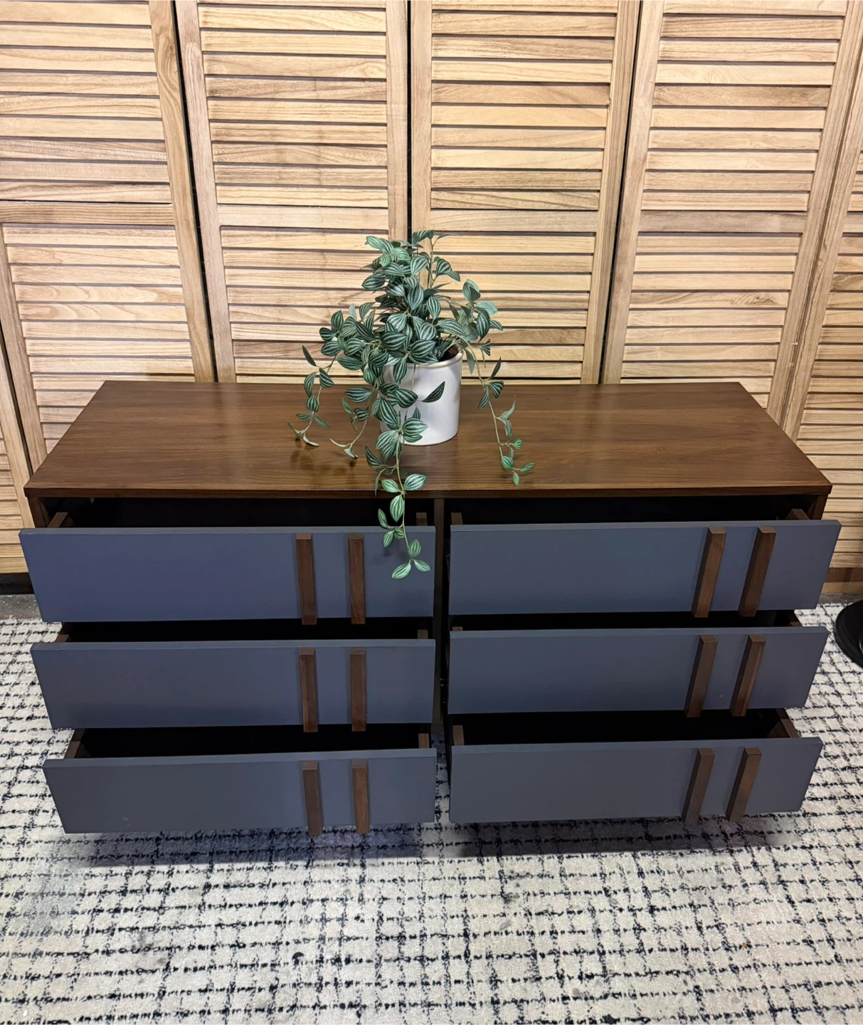 Mid-Century Modern Six-Drawer Dresser - photo 4