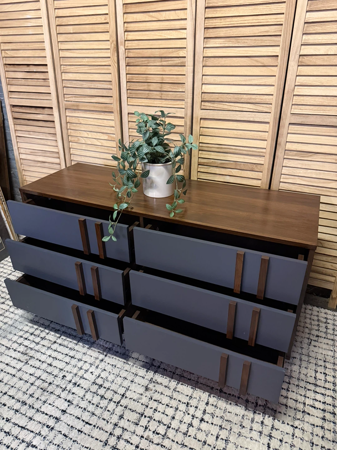 Mid-Century Modern Six-Drawer Dresser - photo 5