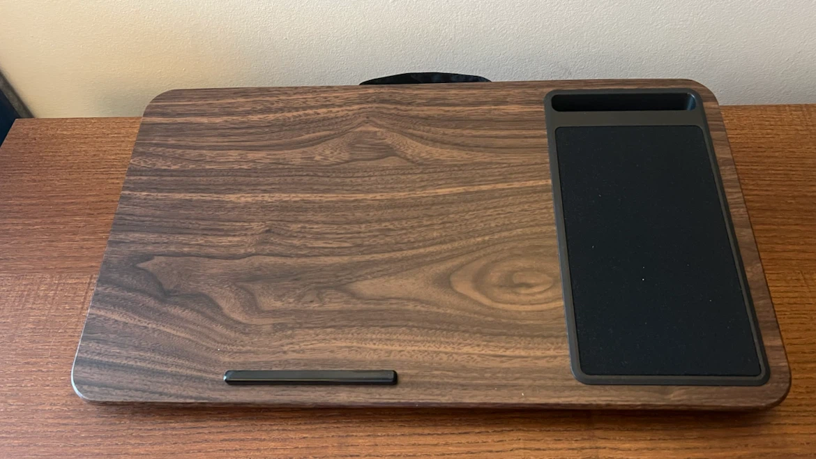 Right-Handed Lap Gear Lap Desk with Mousepad