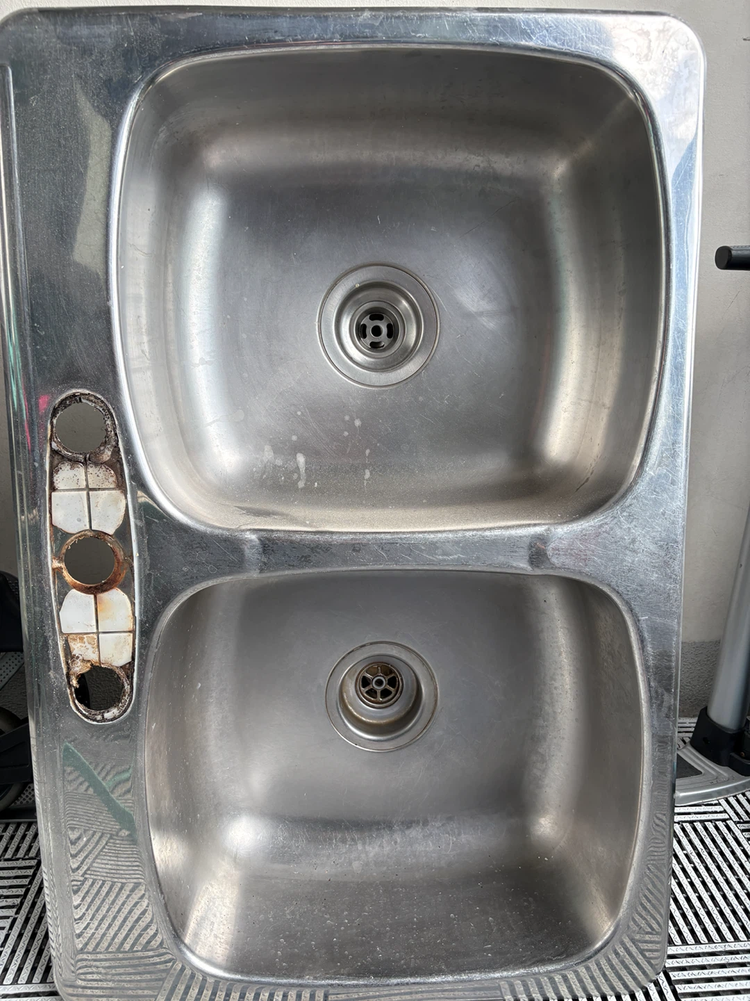 Kitchen sink 31”