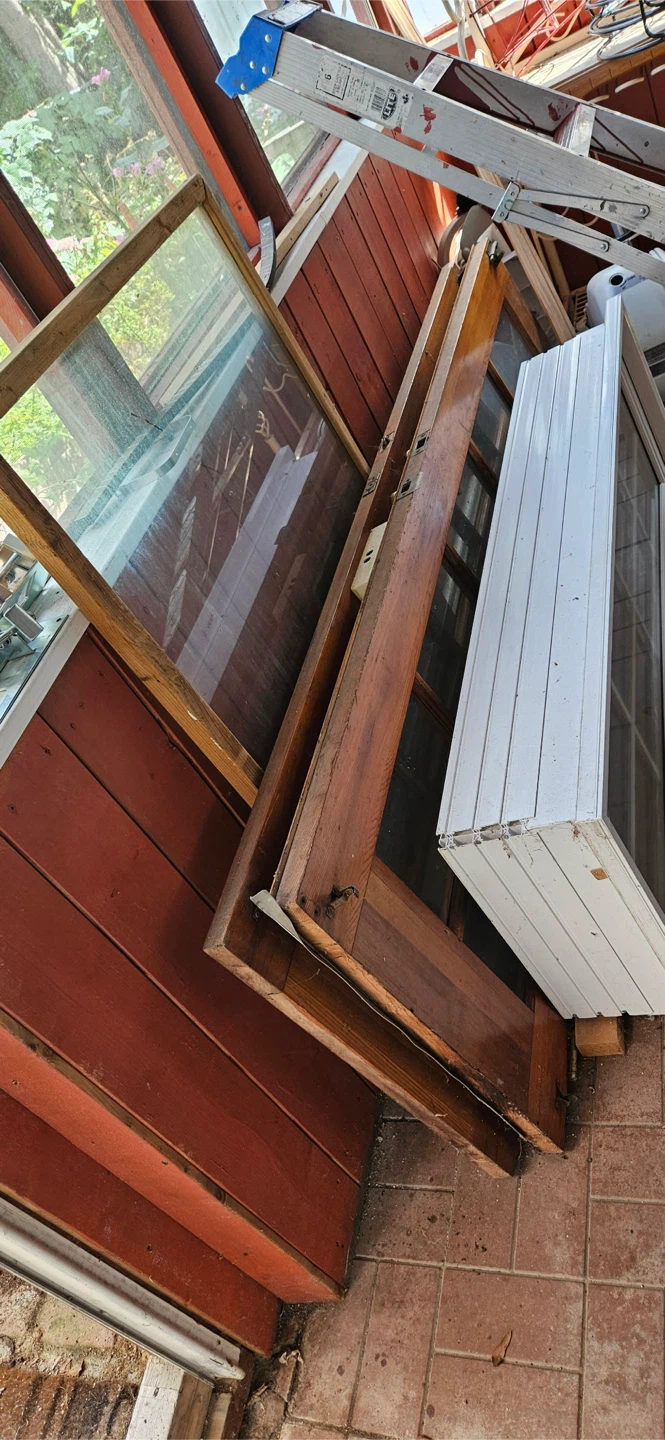 Aluminum Windows  and beautiful wood doors