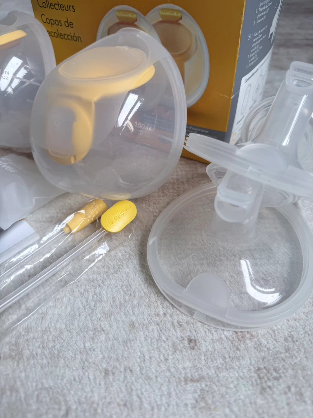Medela Hands-free Collection Cups - photo 3