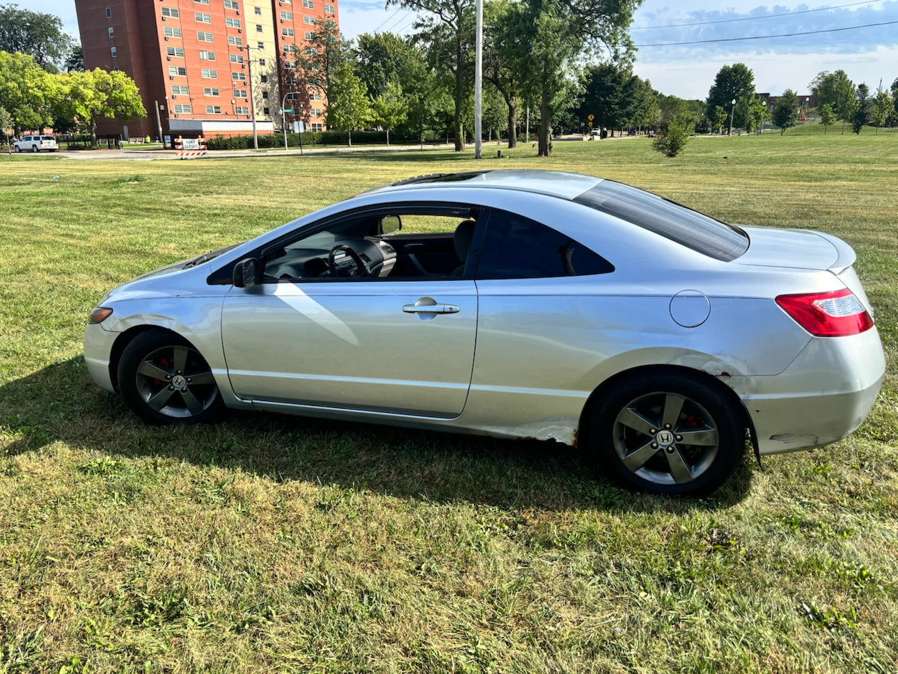 🔥 2007 Honda Civic Coupe – Only 137K Miles – Ready to Drive! 🔥 - photo 3