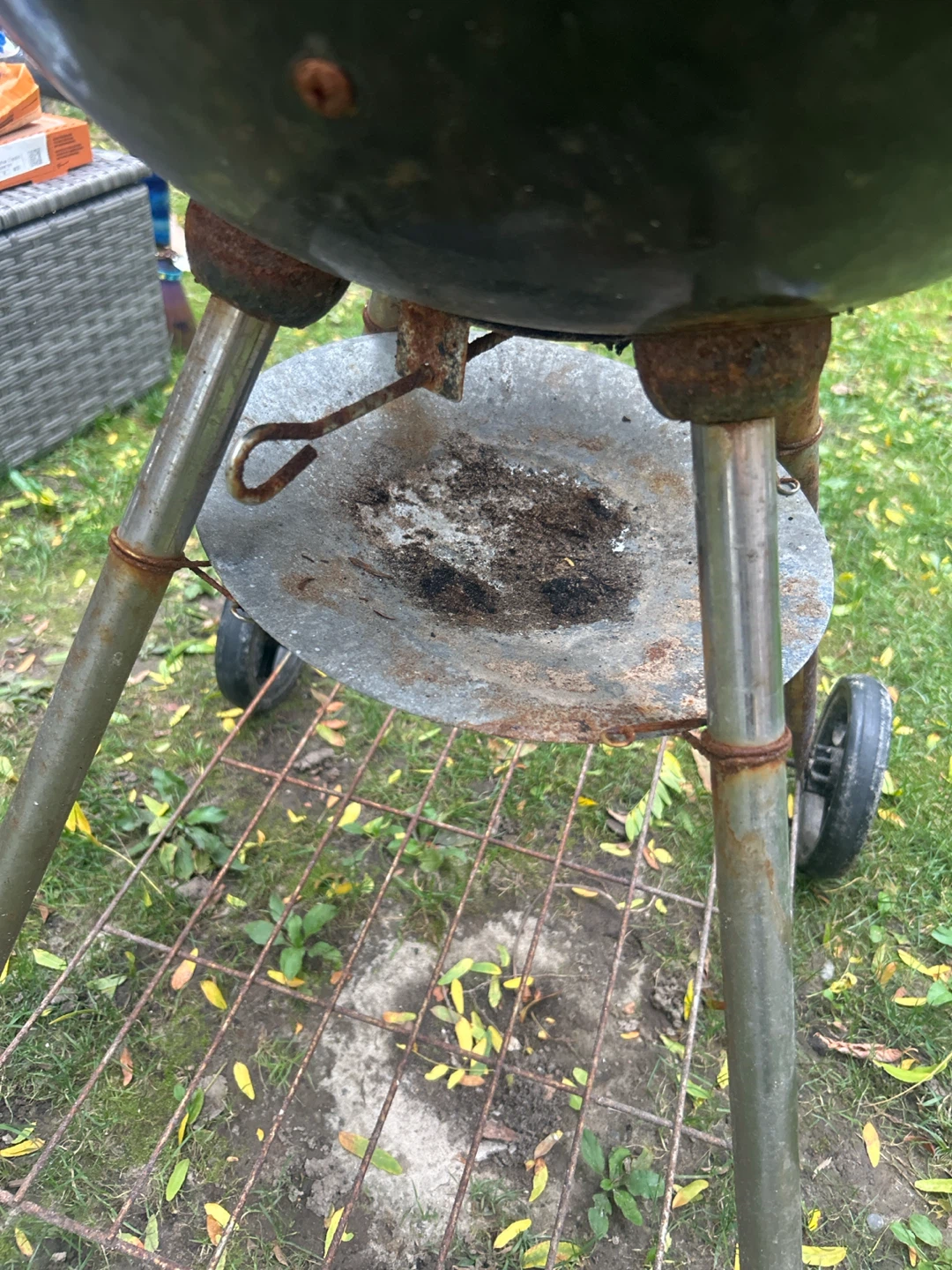 Master Chef Kettle Charcoal Grill - photo 3