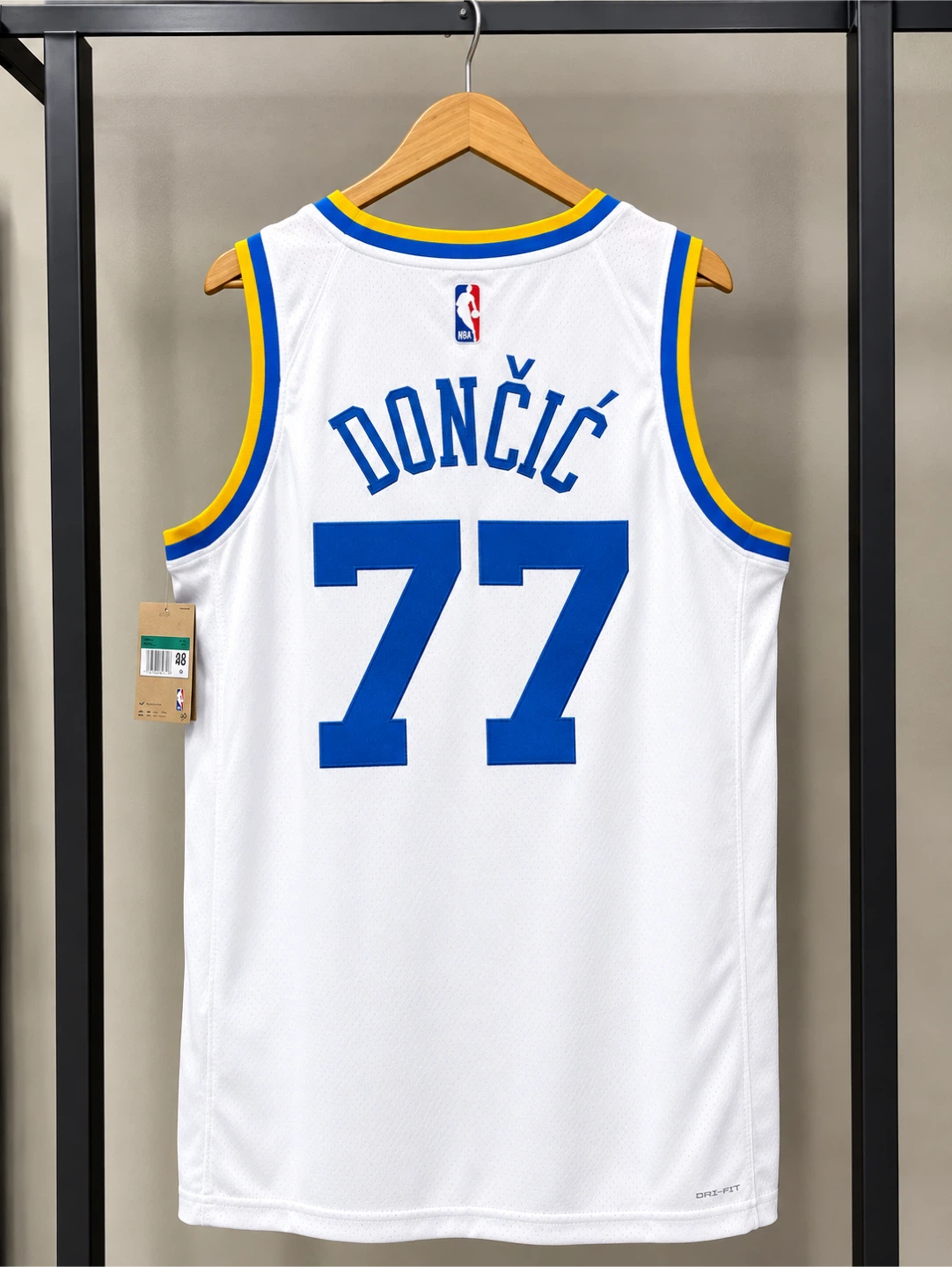 Nike Luka Doncic Los Angeles Lakers NBA Jersey #77 - photo 3