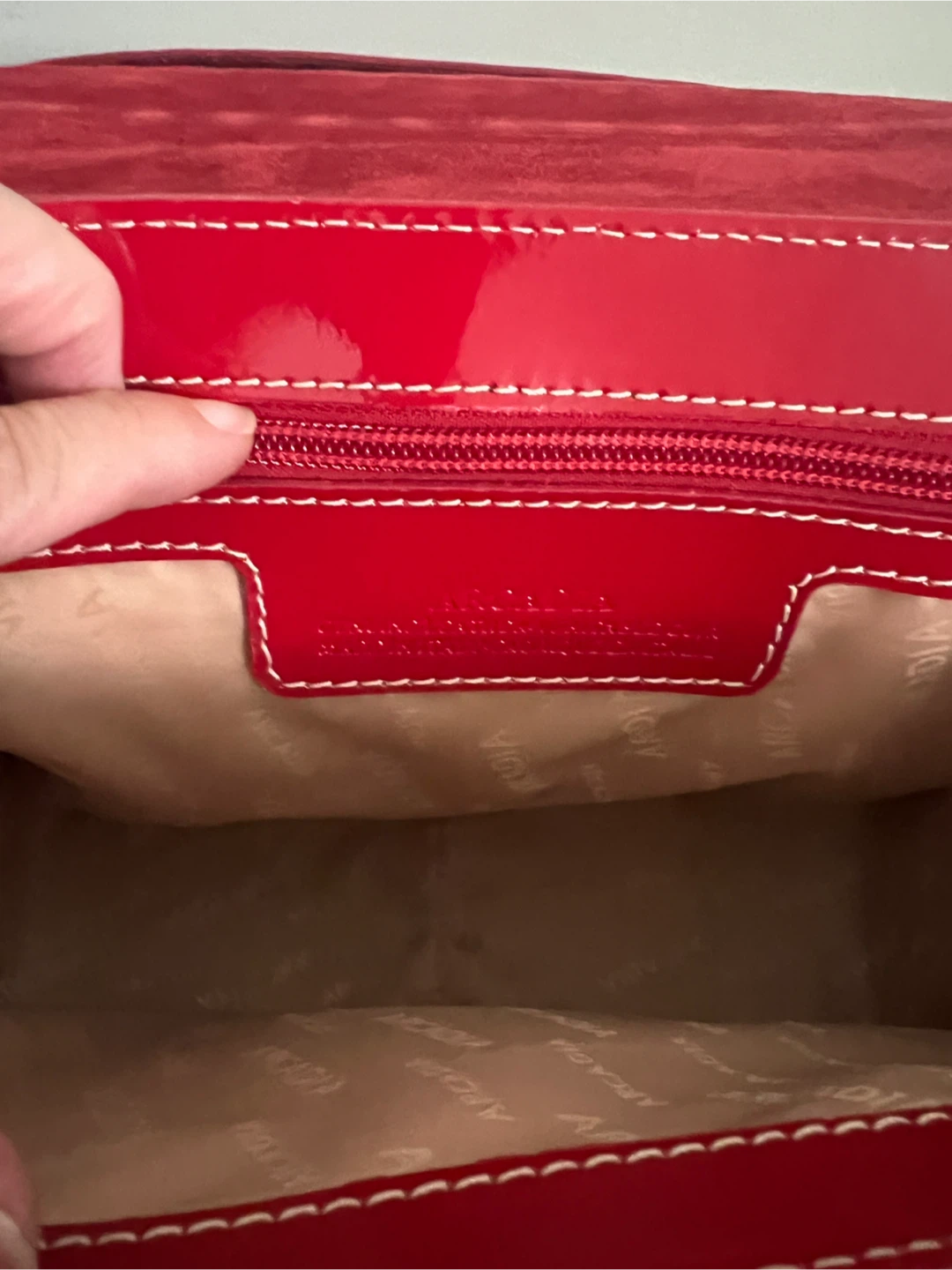 Arcadia Red Patent Leather Handbag - photo 3