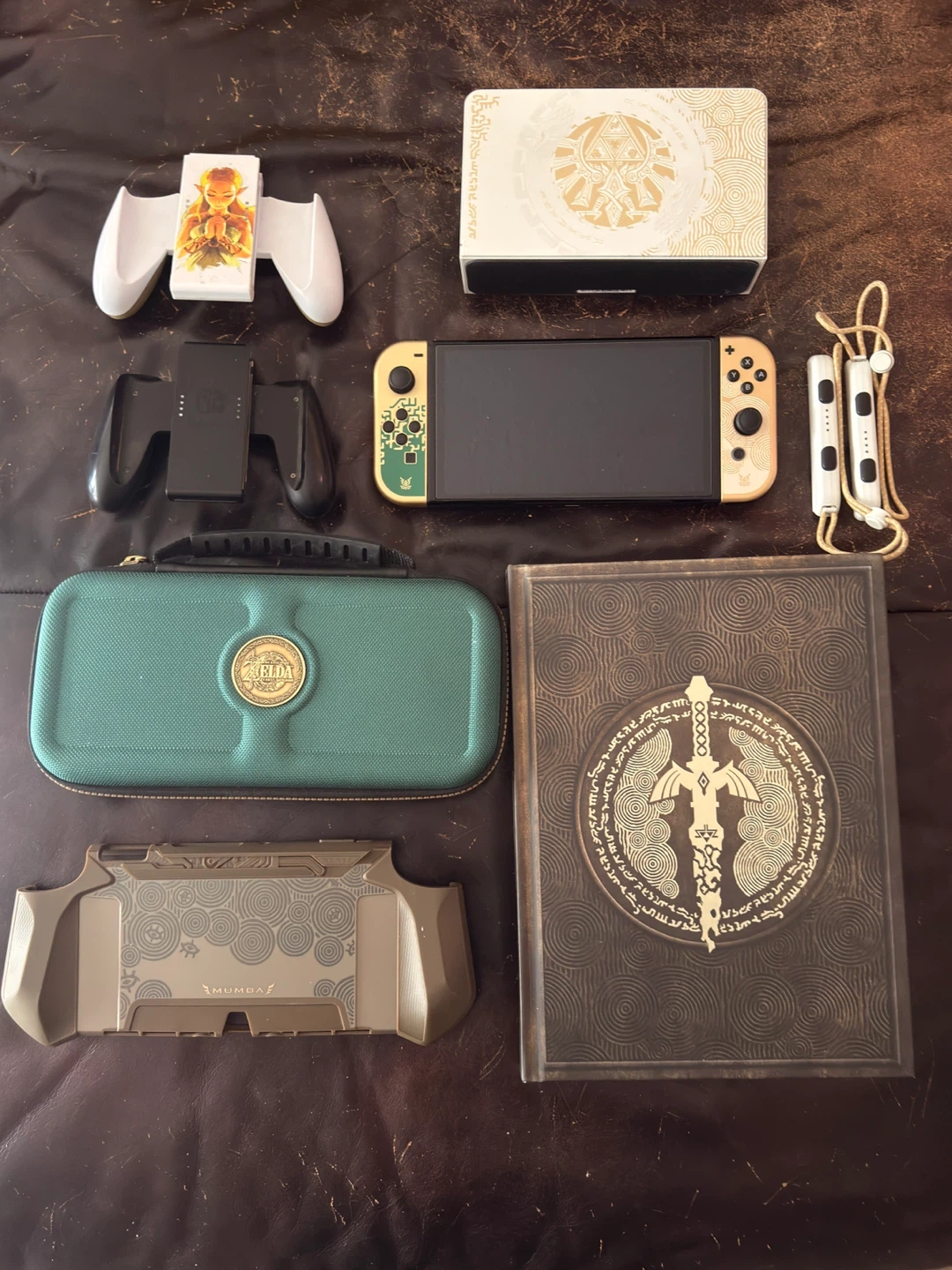 OLED Zelda Special Edition Switch Bundle - photo 2