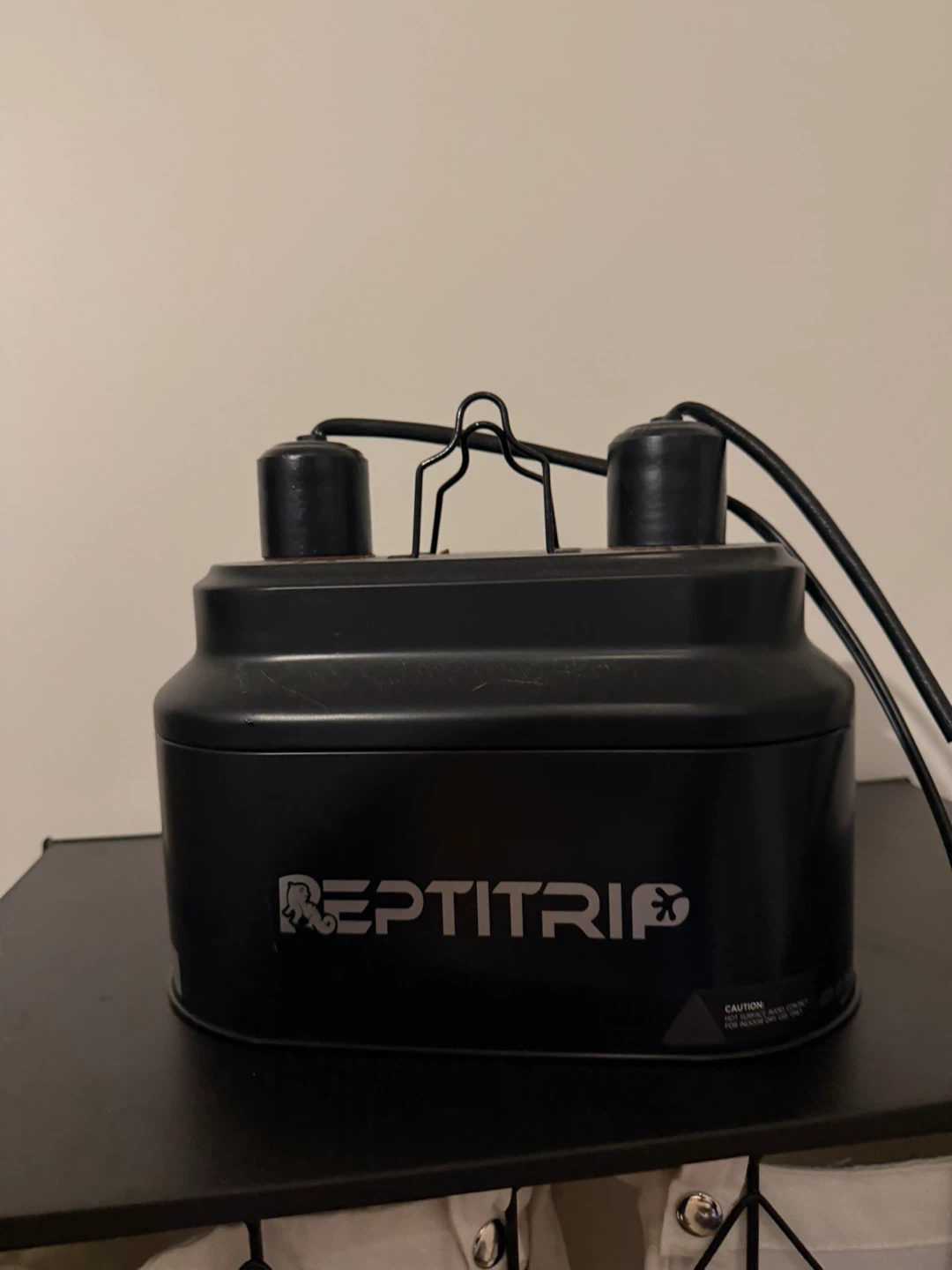Reptitrip Dual Reptile Light Fixture - photo 2