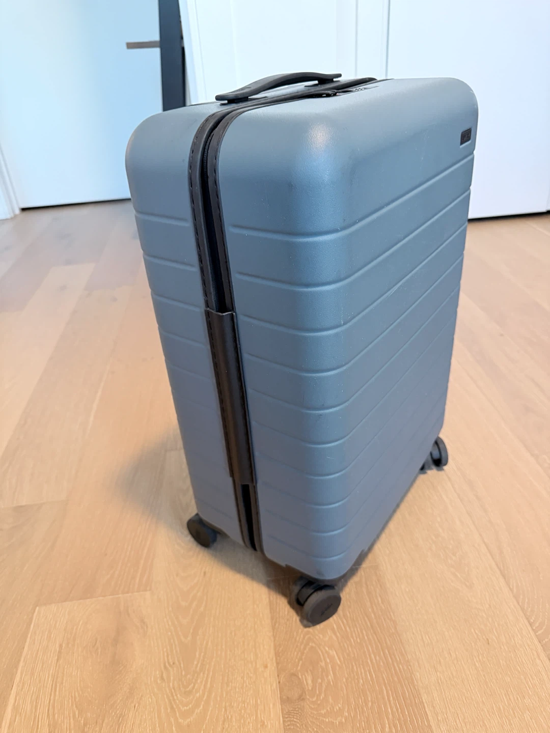 Away The Bigger Carry-On Suitcase - photo 2
