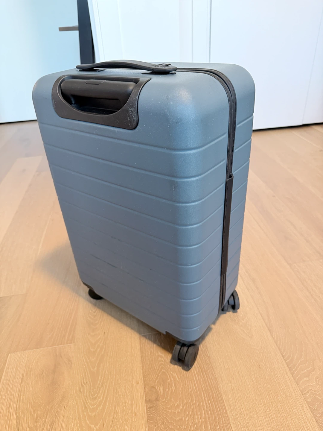 Away The Bigger Carry-On Suitcase - photo 3