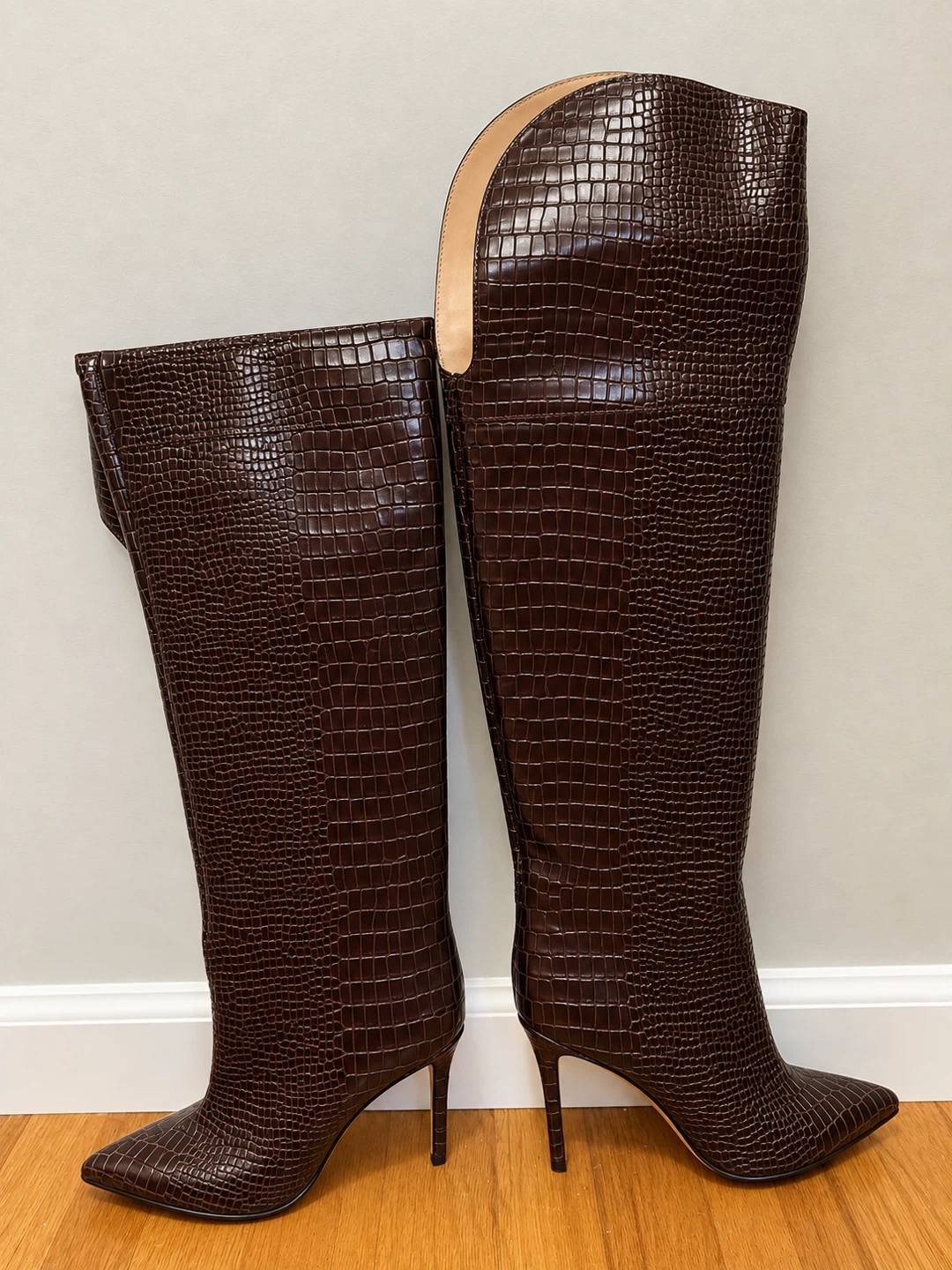 Schutz Maryana Brown Croc Boots 7.5