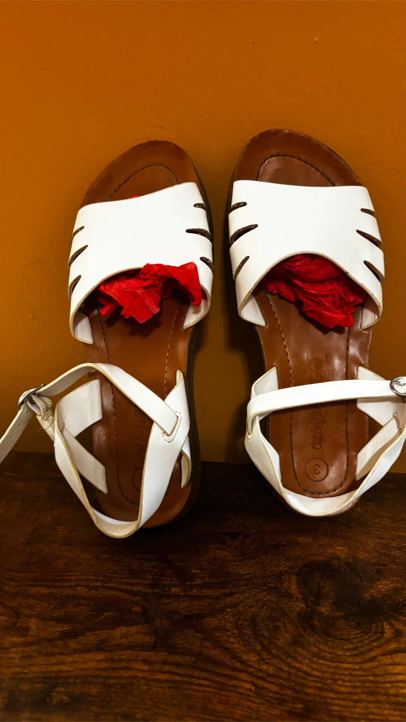 Cat & Jack White Bow Sandals Size 3