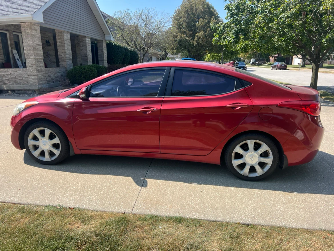 2013 Hyundai Elantra Limited - photo 5