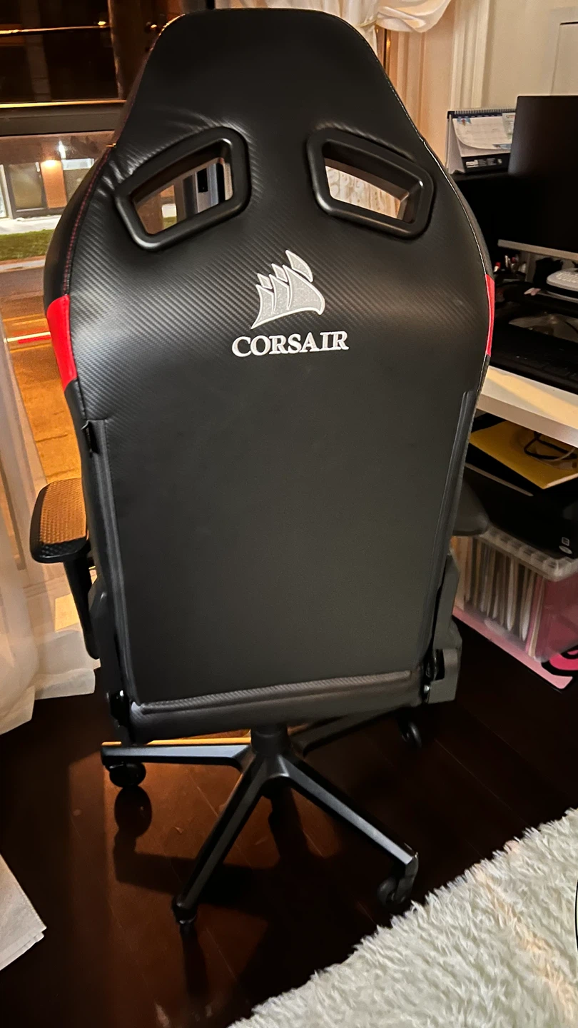 Corsair Gaming Chair - photo 2