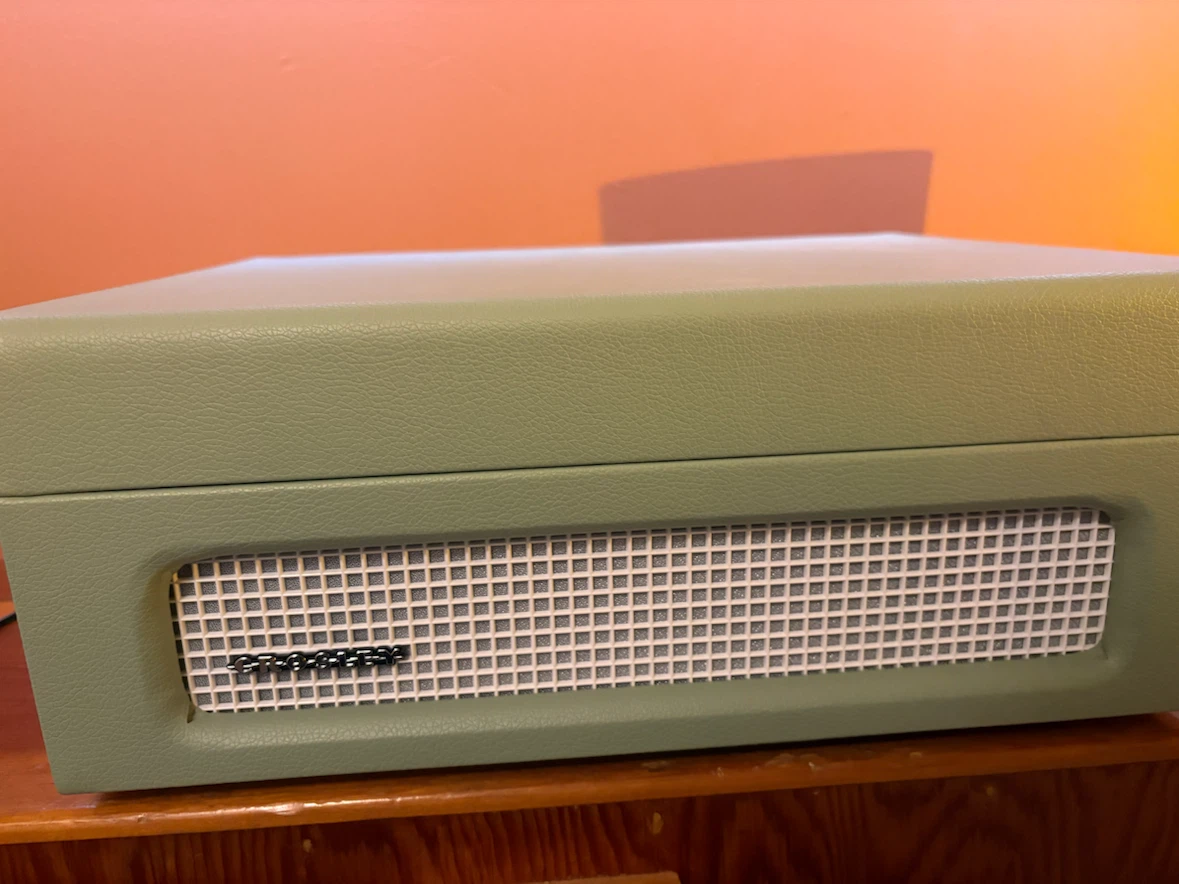 Light Green Crosley Portable Record Player - photo 3