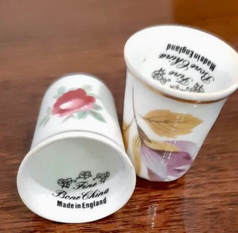 The Thimble Box Collector's Thimbles - photo 3