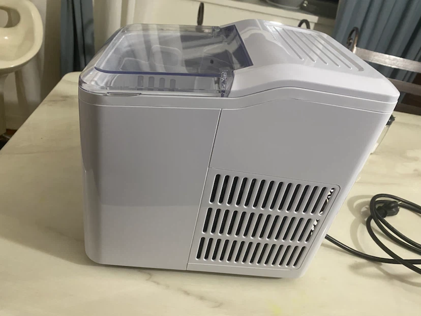 Frigidaire Countertop Ice Maker EFIC108-B-WHITE - photo 4