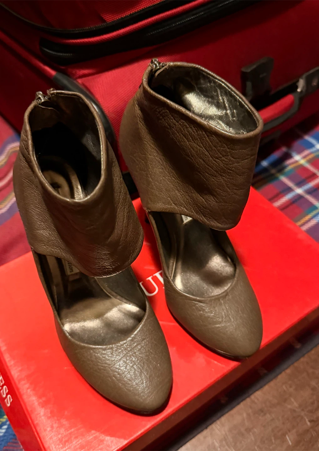 Grey High heel cutout shoes/ boots - photo 3