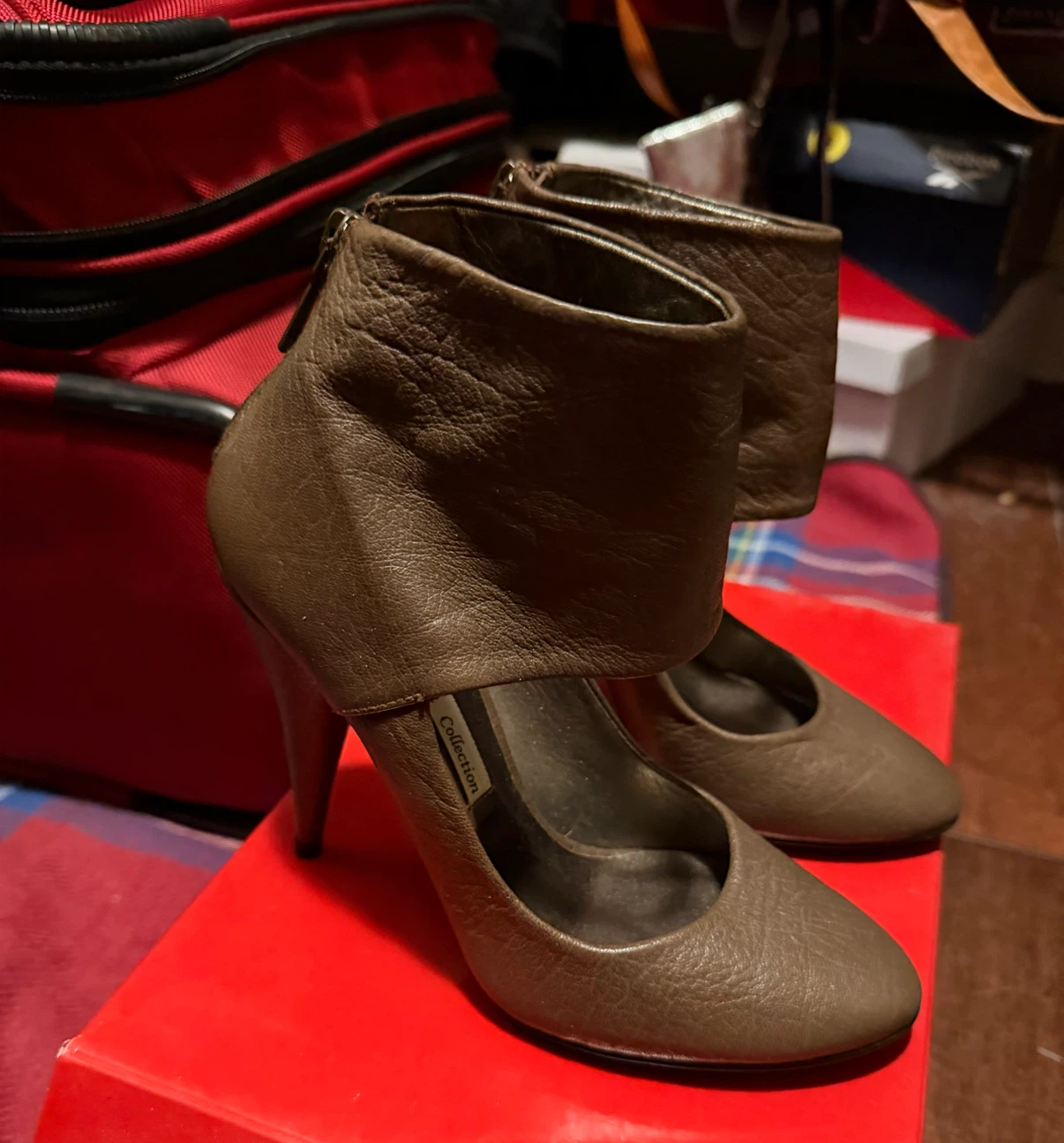 Grey High heel cutout shoes/ boots - photo 4