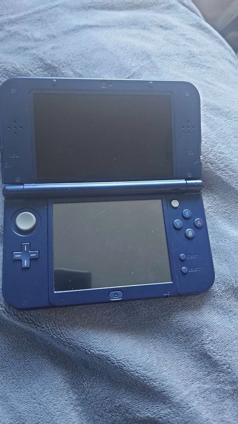 Nintendo 3DS XL galaxy edition