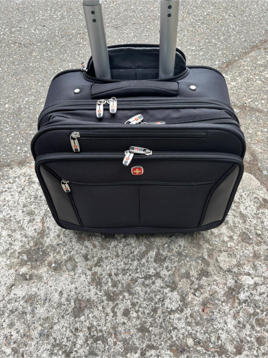 SwissGear Wheeled Laptop Briefcase