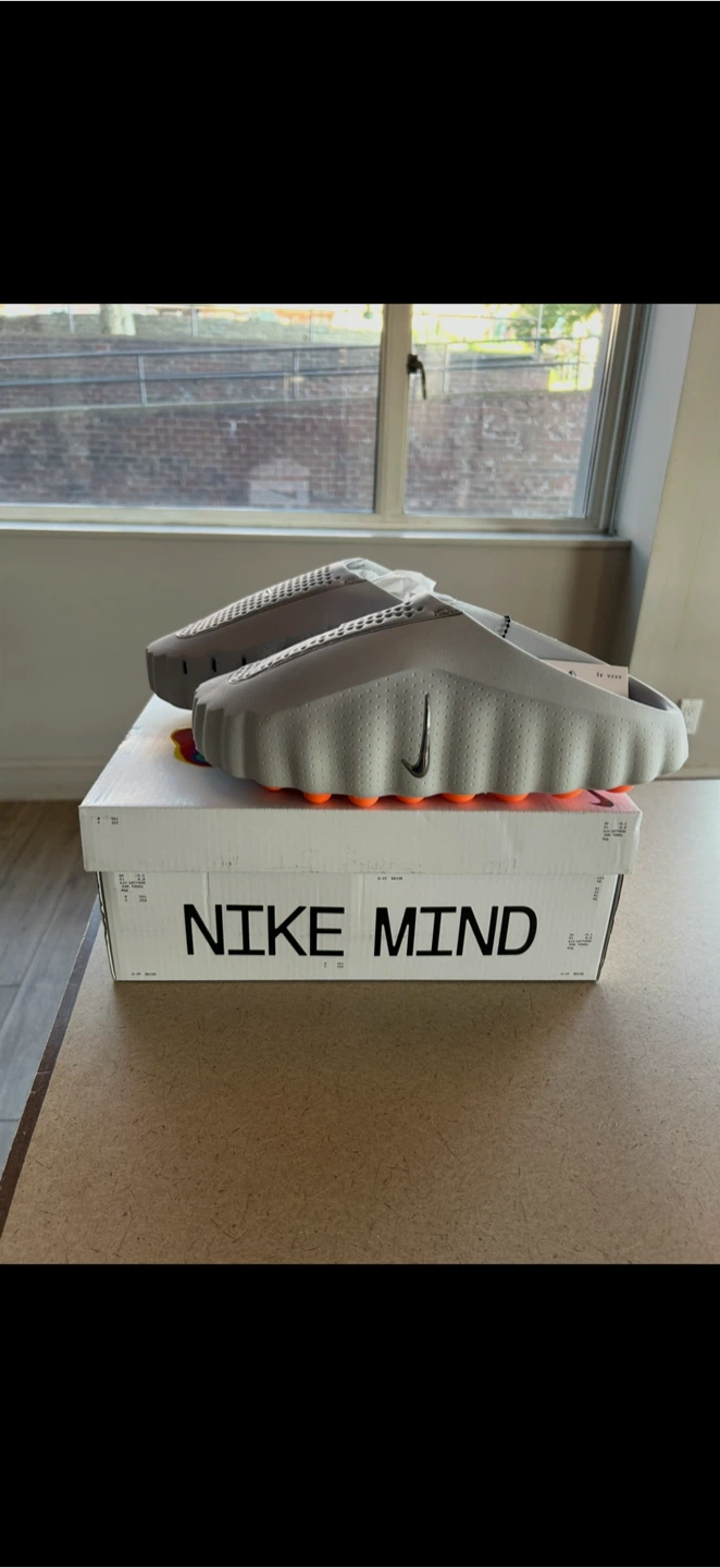 Nike Mind 001 Light Smoke Grey slides