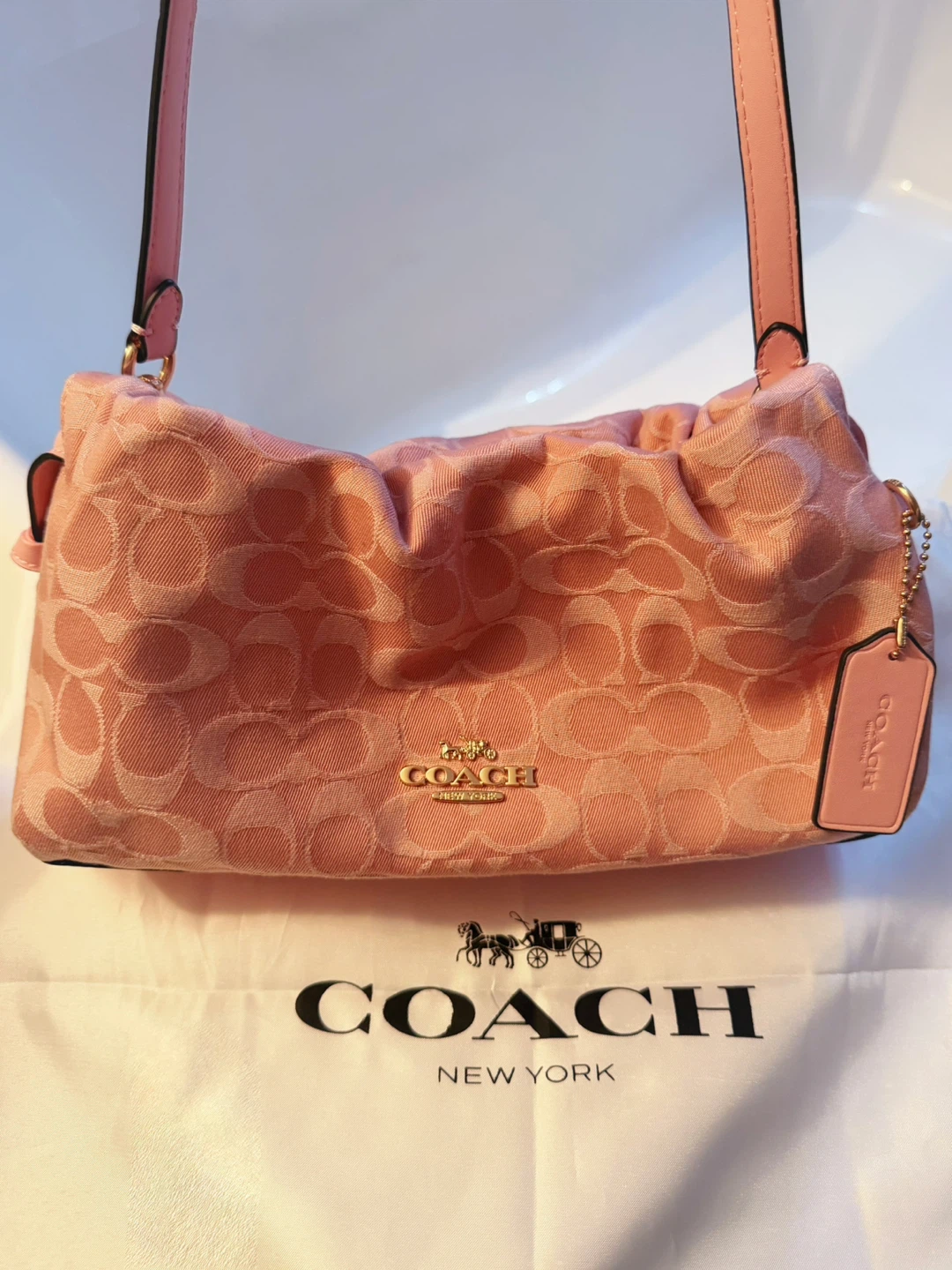 Coach Faye Signature Pink Shoulder Bag - photo 3
