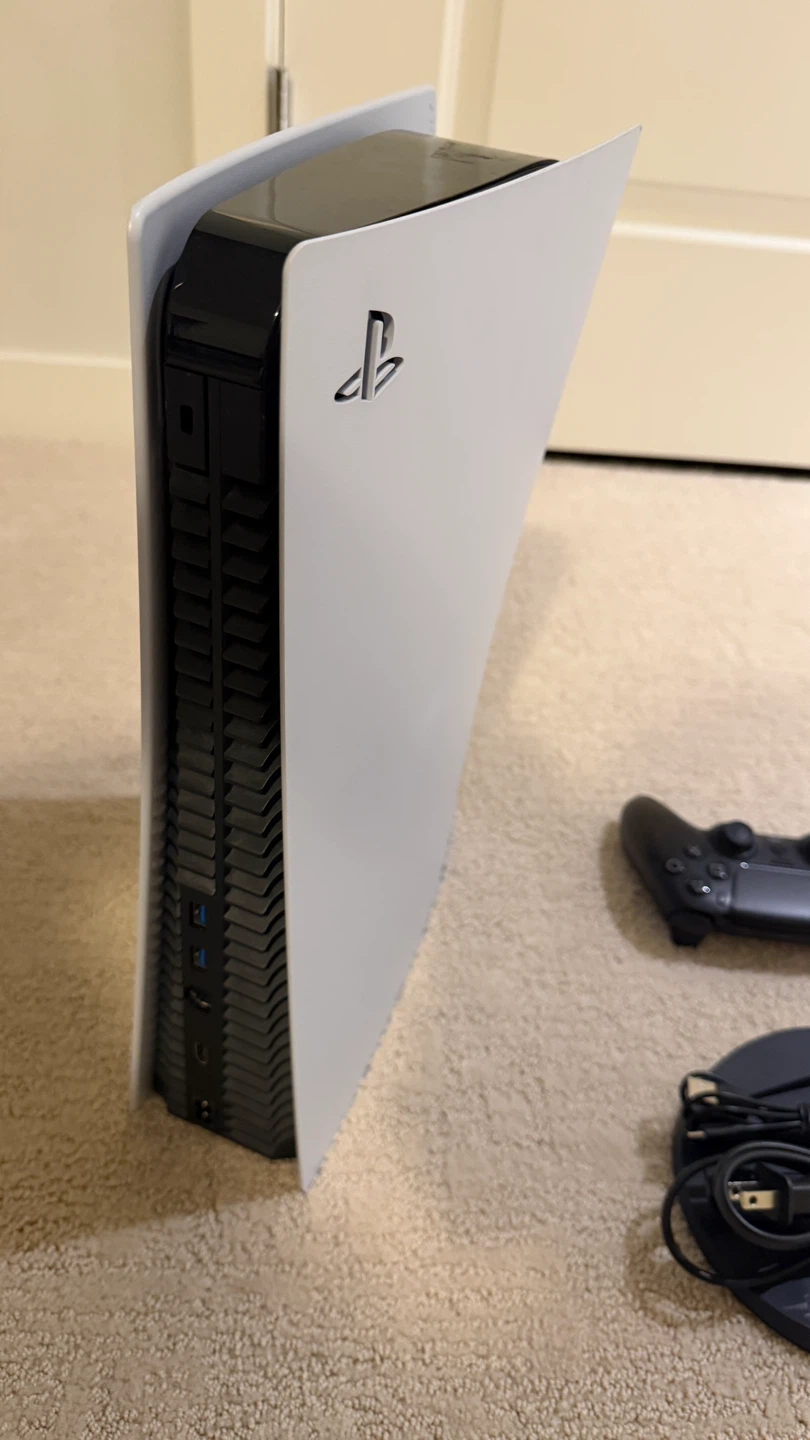 ps5 with controller - photo 2