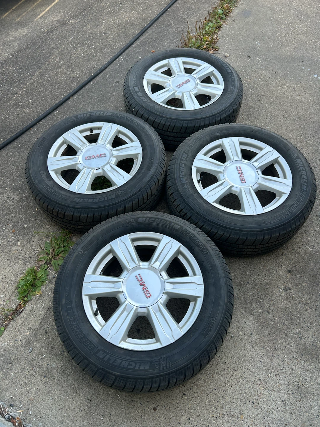 Set of 4 GMC Wheels with Michelin Tires