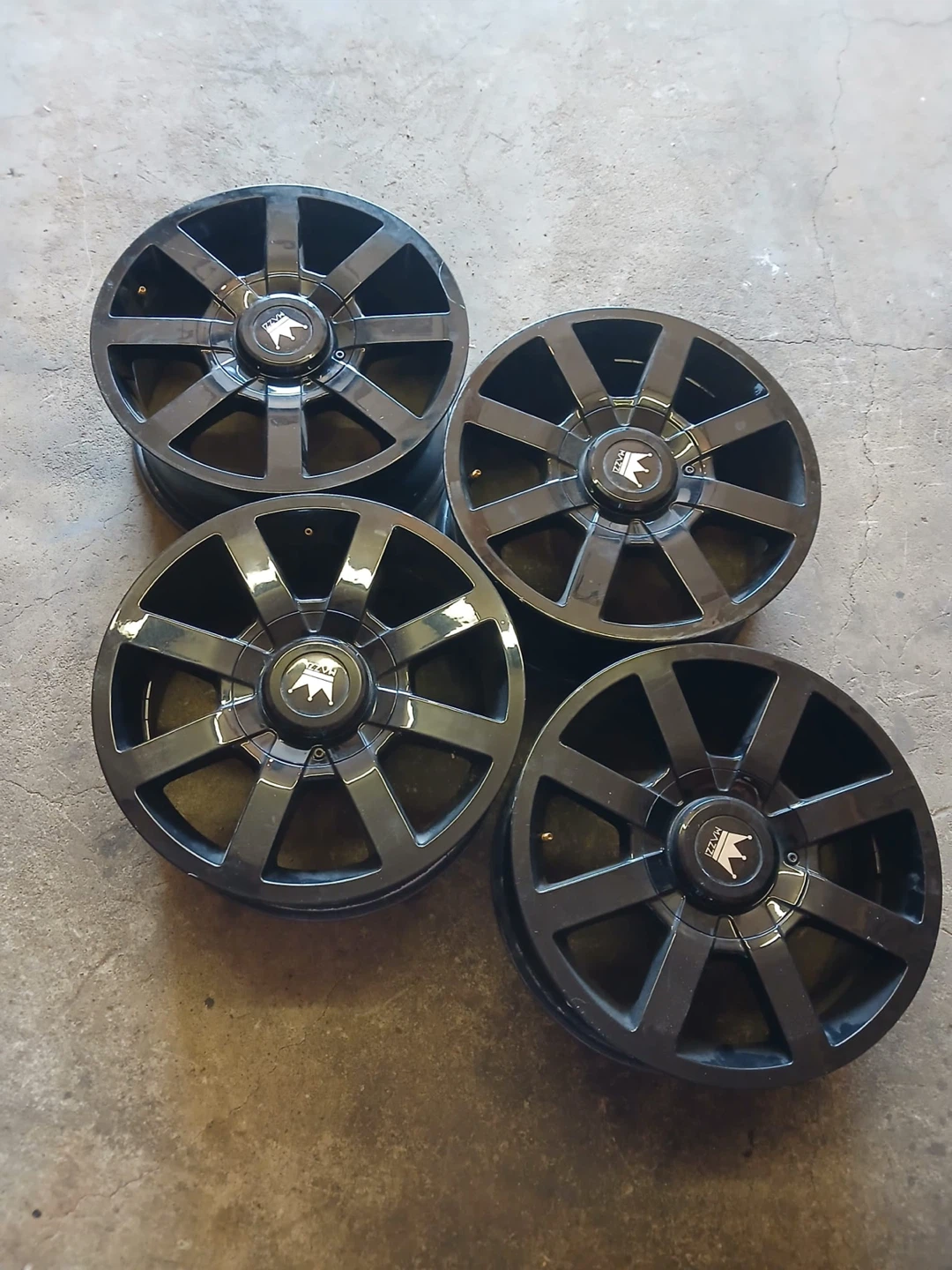 Set of 4 Mazzi Black Alloy Wheels (17)
