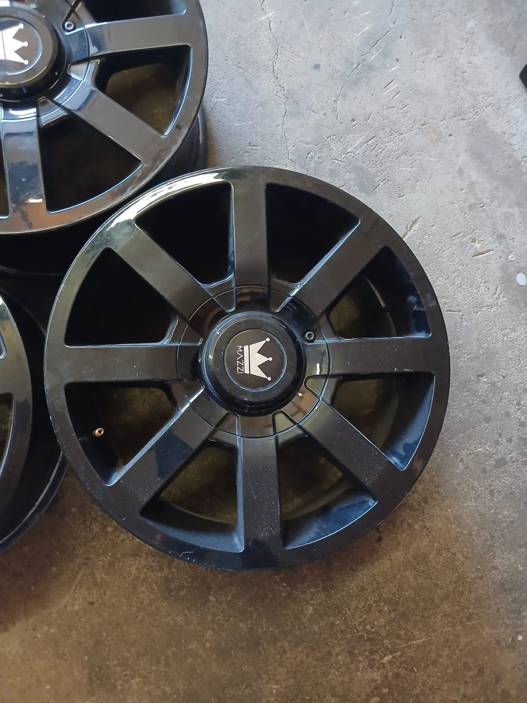 Set of 4 Mazzi Black Alloy Wheels (17) - photo 4