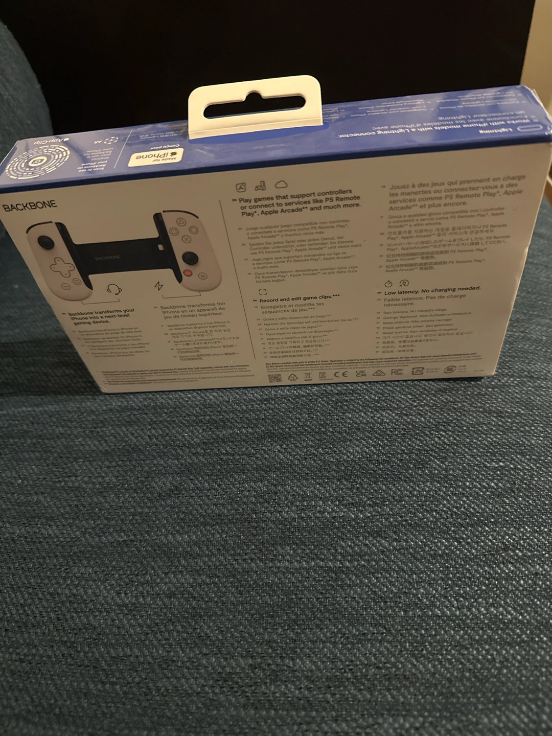 Backbone PlayStation Edition Controller for iPhone - photo 3