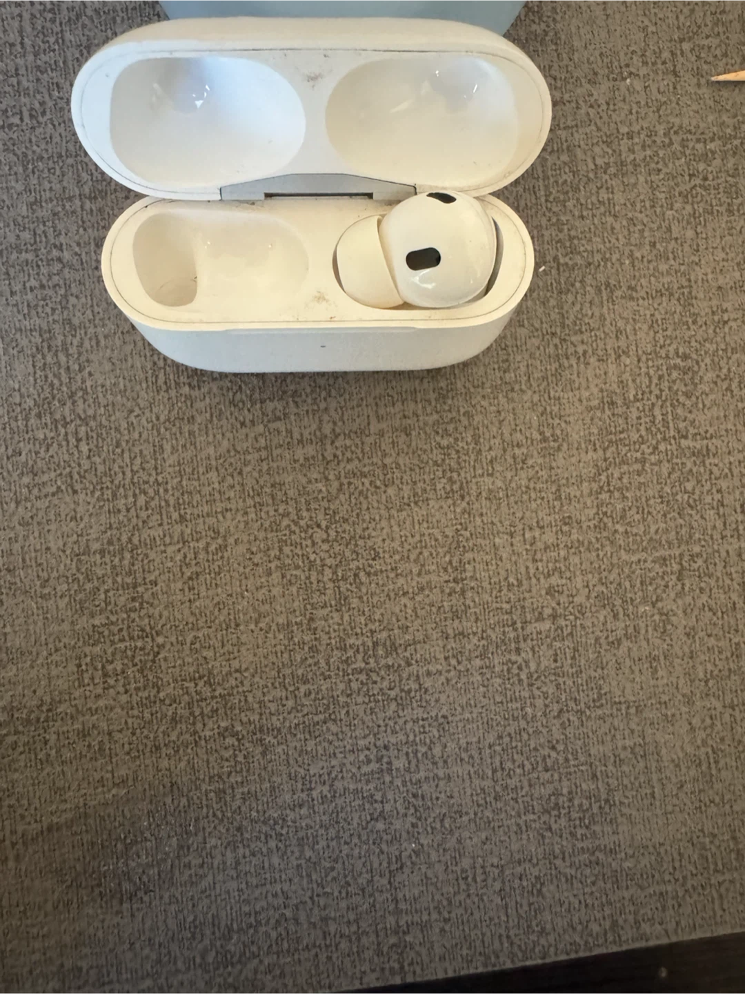 Apple AirPods Pro 2 - photo 3