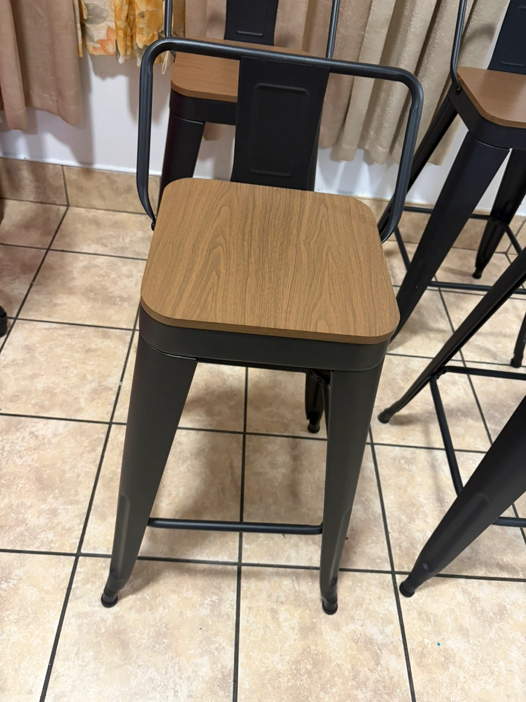 Set of 4 Industrial Metal Bar Stools - photo 4