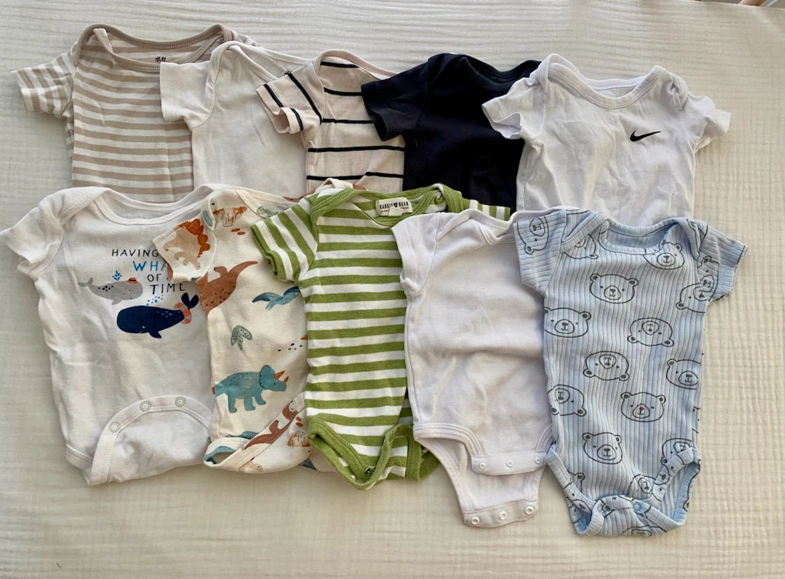 Baby Boy / Unisex Clothing Bundle – Newborn to 4 Months