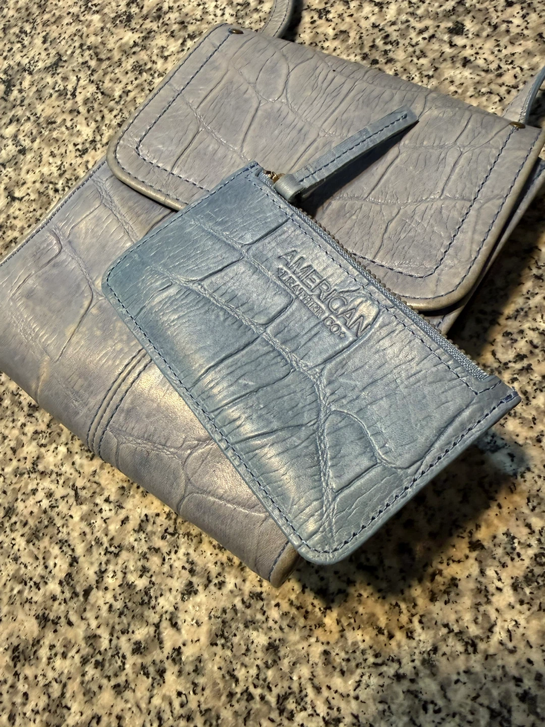 American Leather Co. shoulder wallet - photo 3