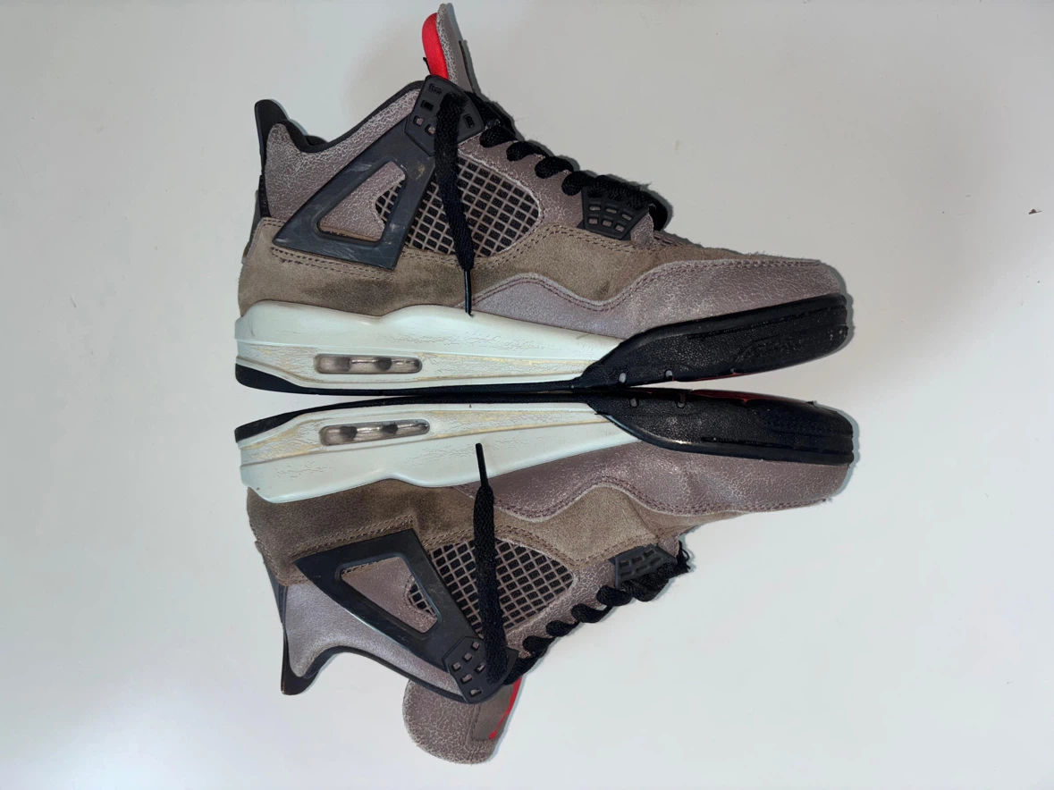 Air Jordan 4 Retro Taupe Haze