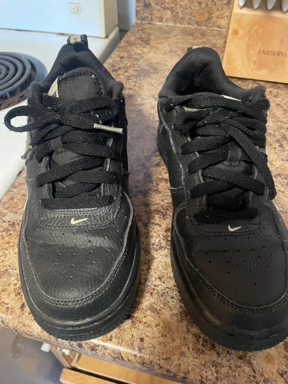 Nike Air Force 1 Black Youth Sneakers Size 6.5Y