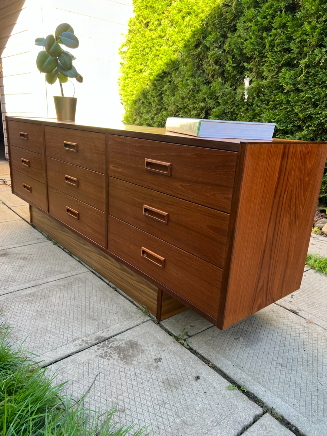 MCM Teak Dresser / Sideboard - photo 4