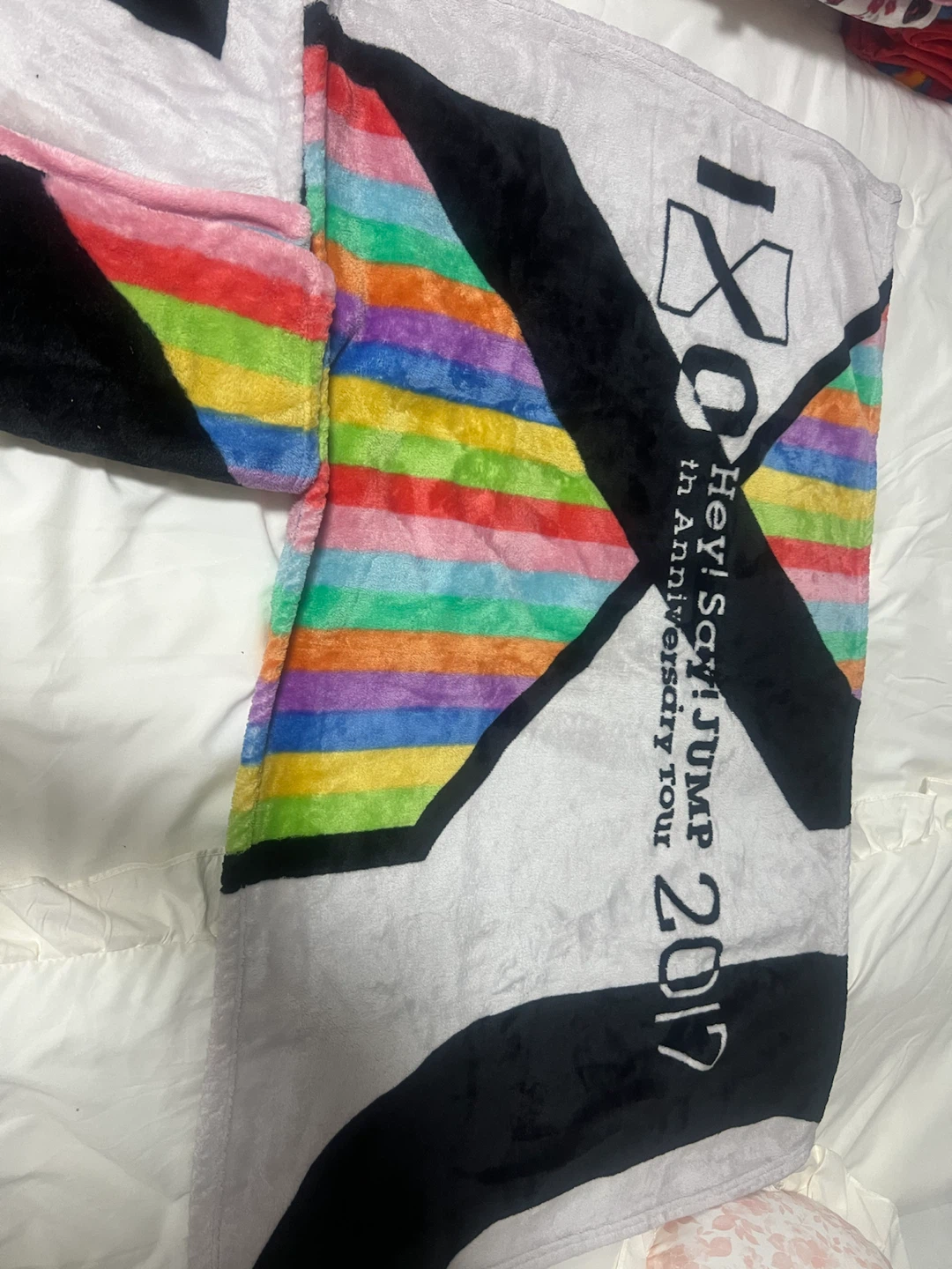 Hey! Say! JUMP 2017 Anniversary Tour Blanket - photo 2