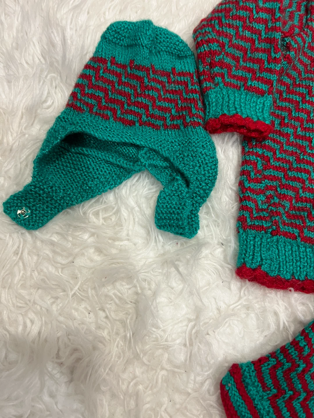 Hand-Knit Toddler Outfit Set - photo 3