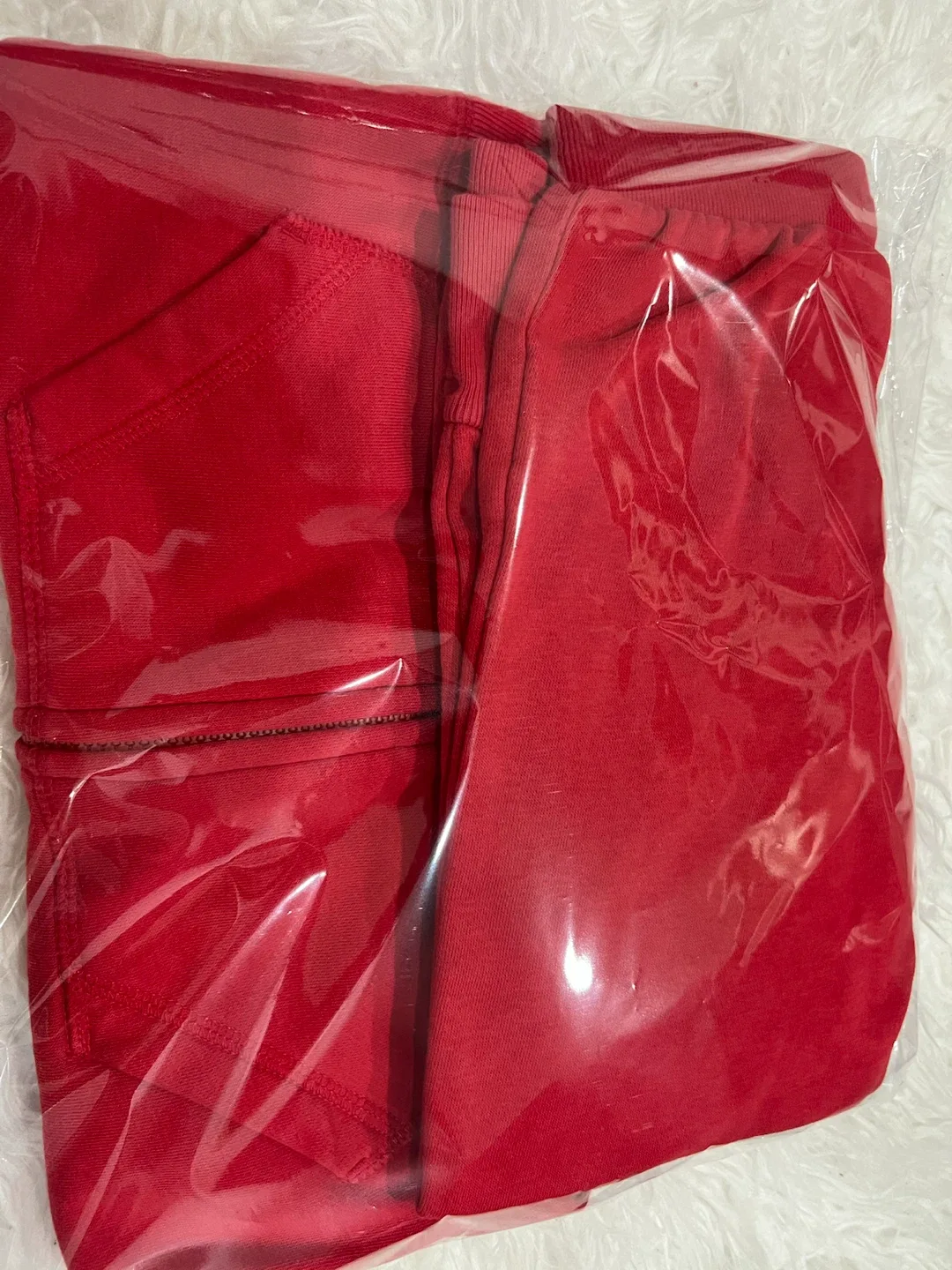 Baby Gap red hoodie and sweatpants set - photo 5
