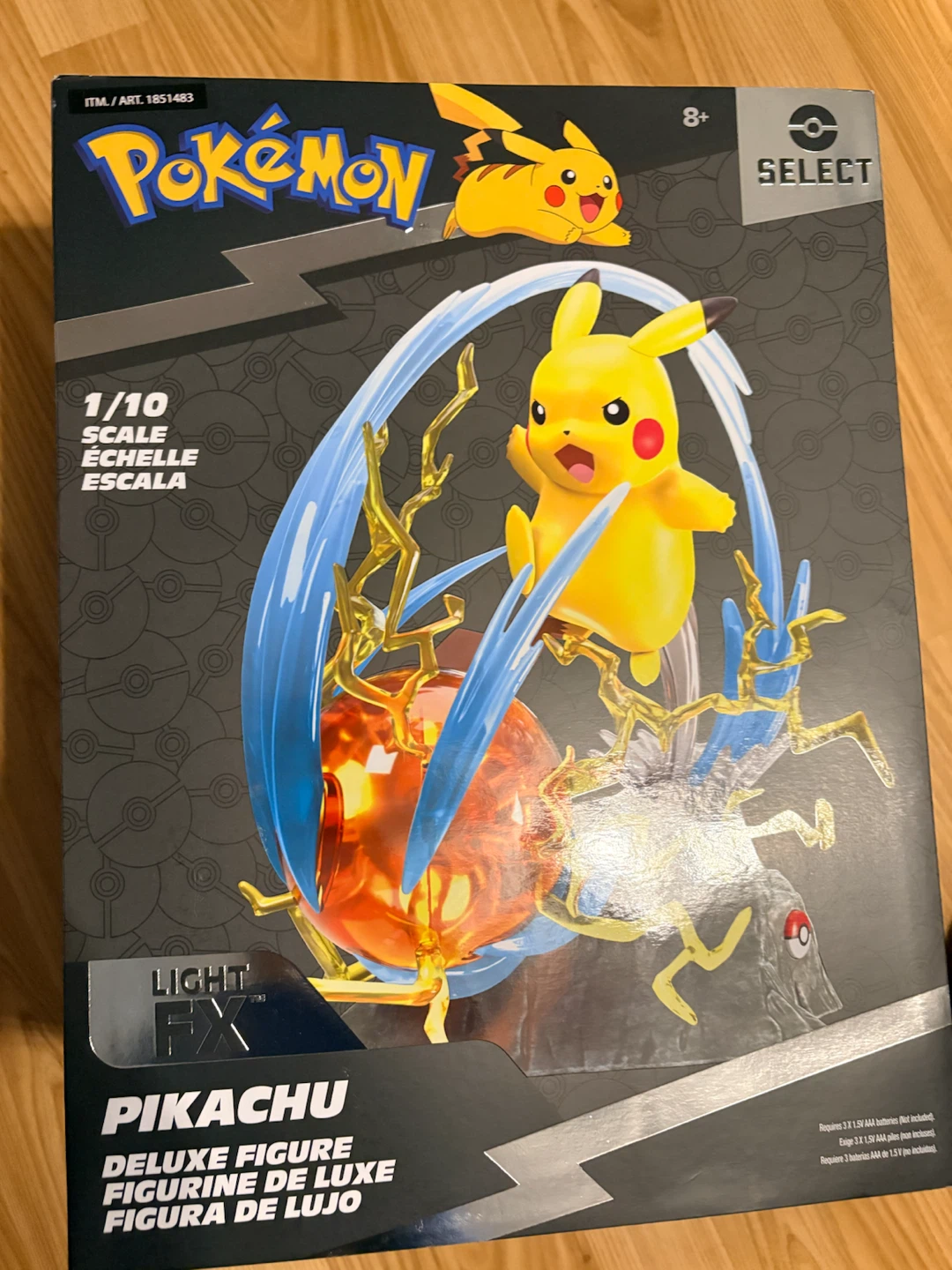 Pokemon Select Pikachu Light FX Deluxe Figure