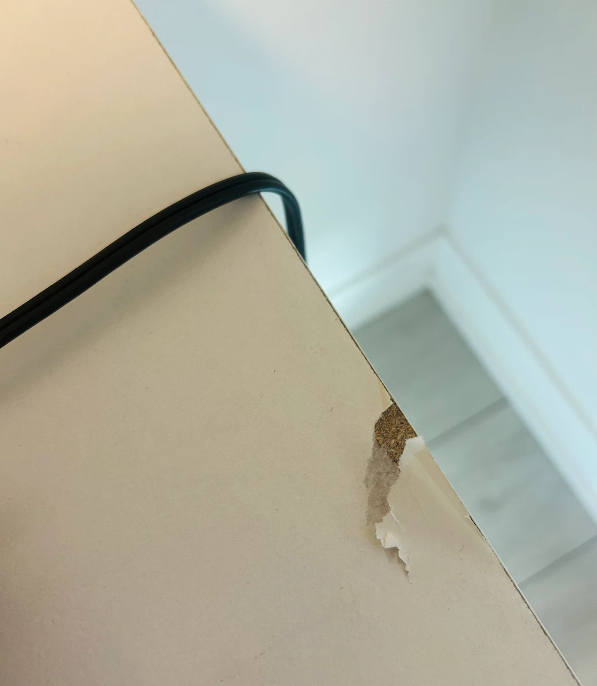 White bedside table - photo 3