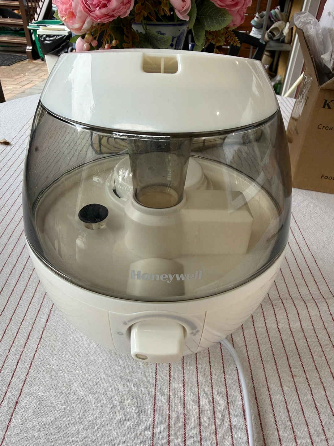 Honeywell Top Fill Humidifier - photo 4