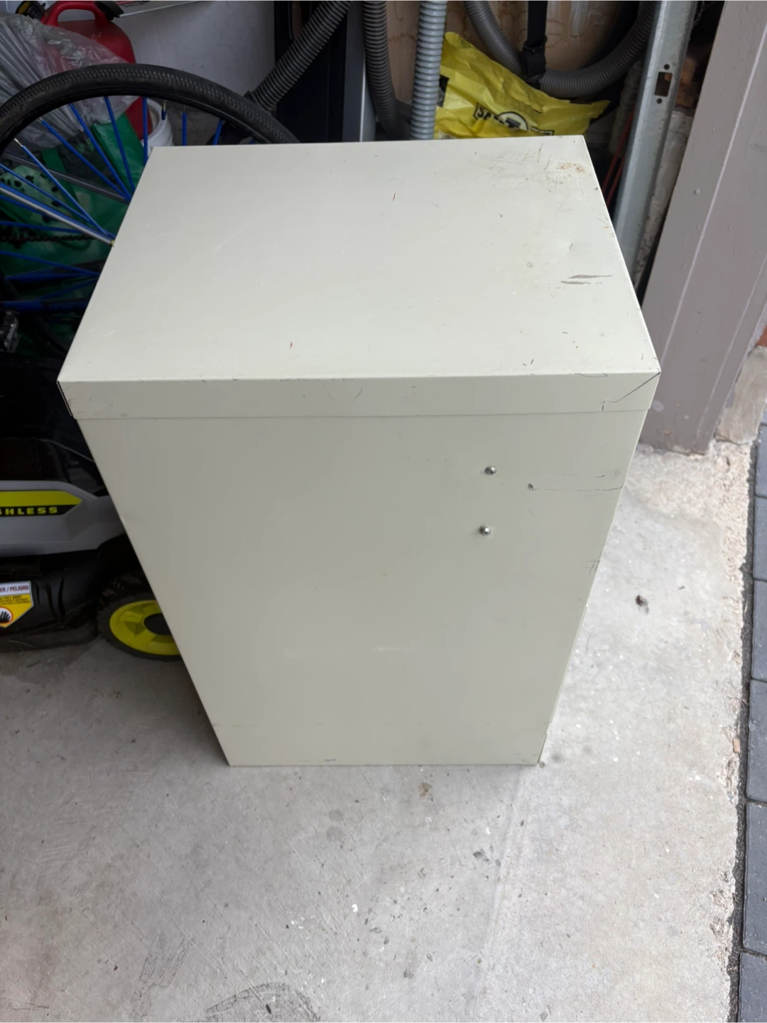 2-Drawer Filing Cabinet - photo 4