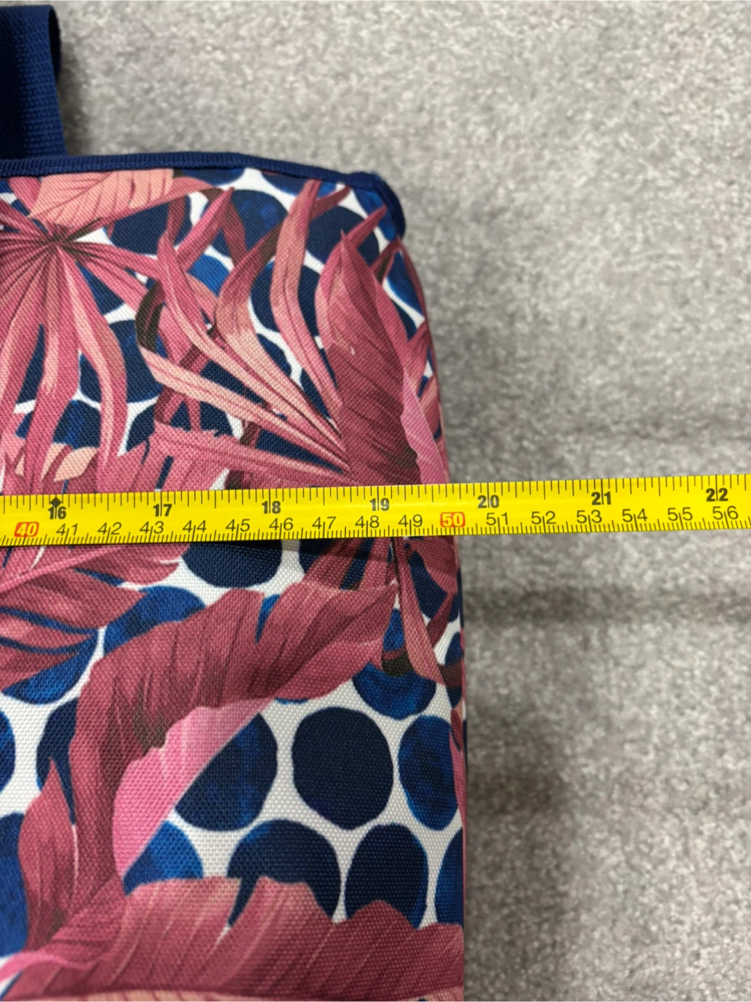 BRAND NEW LARGE INSULATED BAG - photo 3