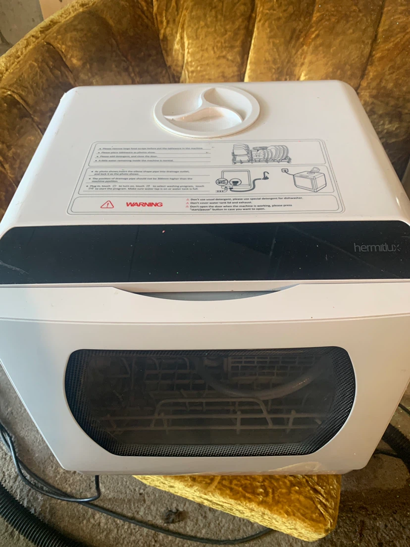 Hermitlux Compact Countertop Dishwasher