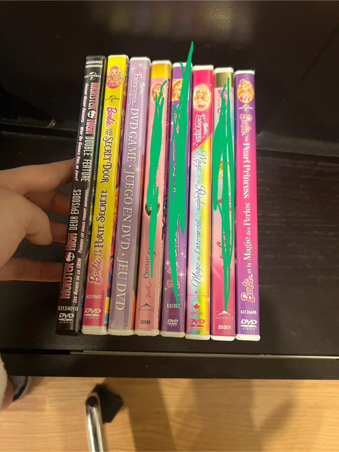 2000’s 8 Barbie and Monster High DVDs - photo 2