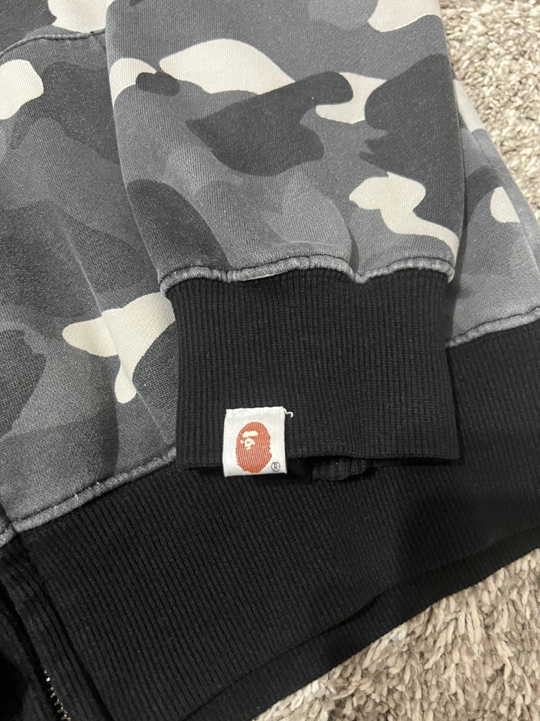 BAPE HOODIE !!!! - photo 3
